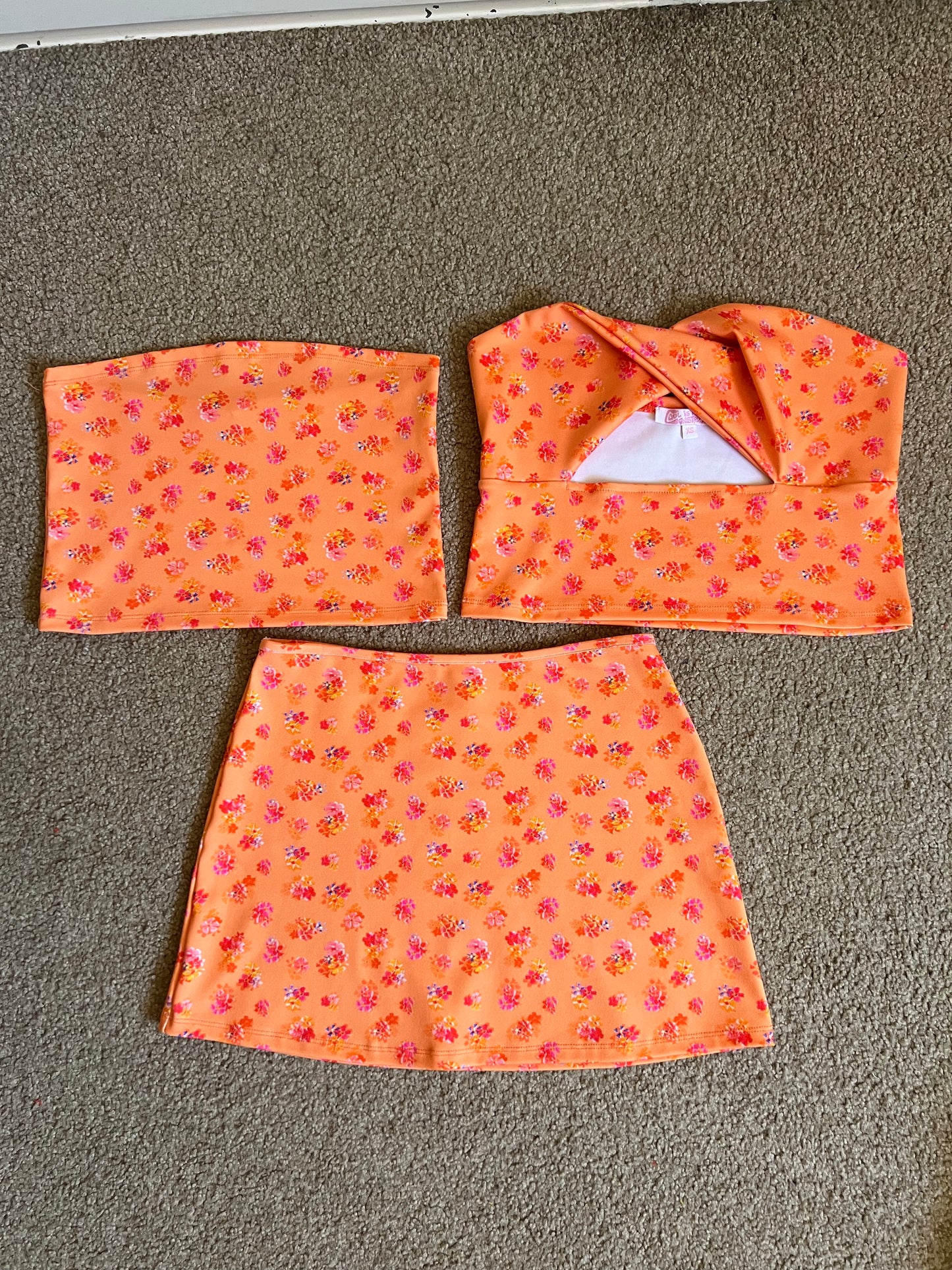(Selling) Cool is a Construct India/Willa Set - Sunburst