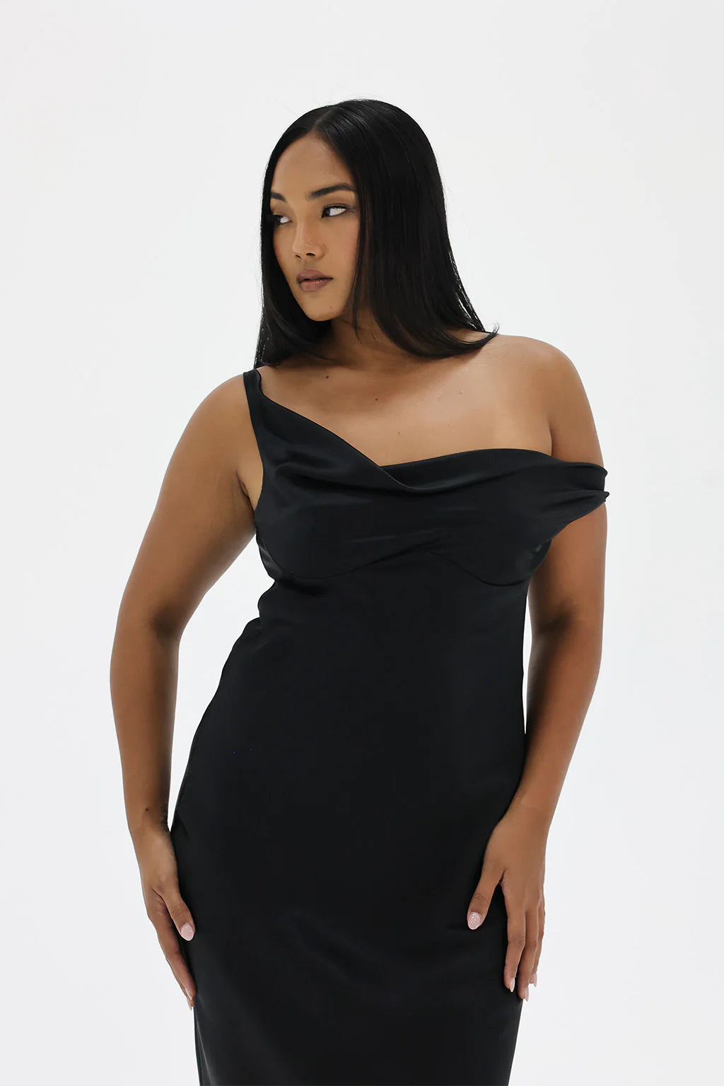 Natalie Rolt Monika Gown - Black